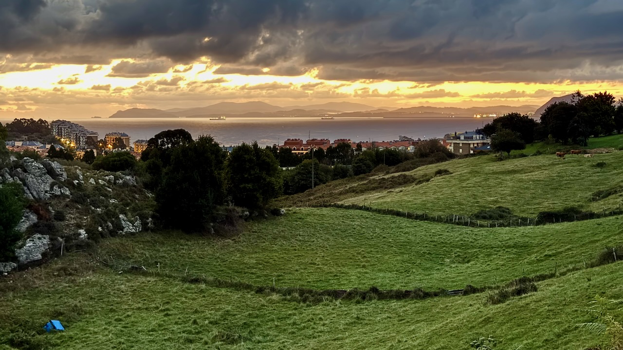 9 Castro-Urdialis - Laredo